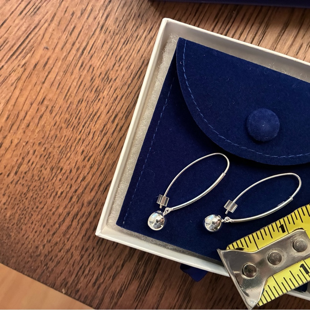 NEW in Box Sterling Silver Earrings - Picture 6 of 7